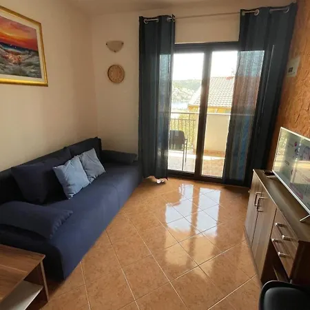 With Parking Space Businci, Ciovo - 25931 * Trogir